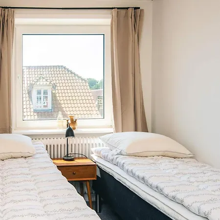 4 Star In 度假居 *