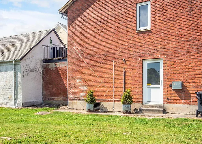 4 Star In Brønderslev