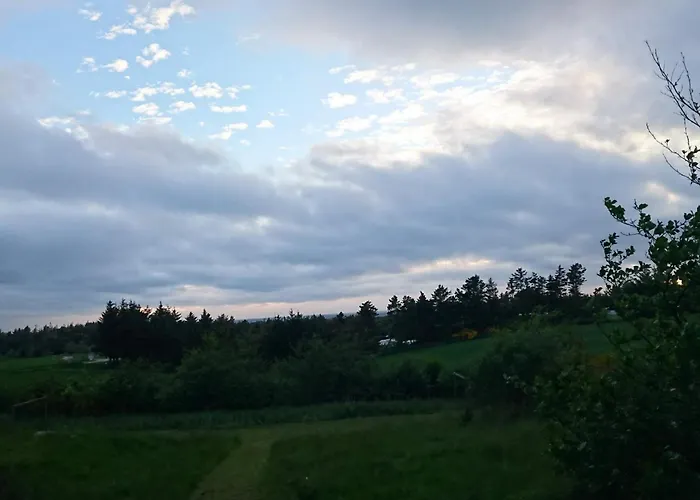 4 Star In Hébergement de vacances Brønderslev